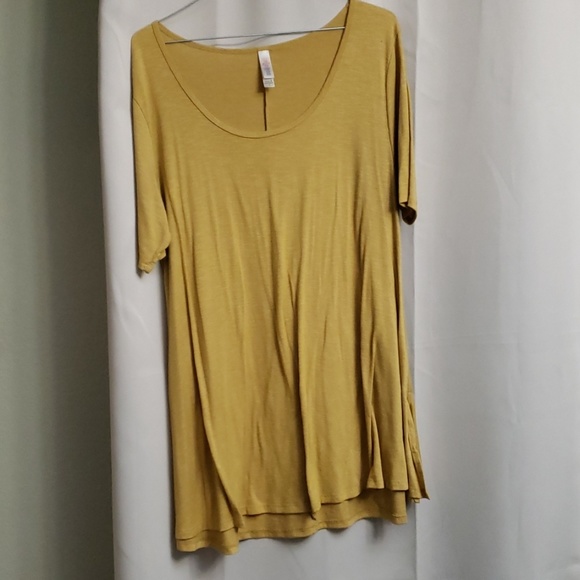 Bundle of 3 LuLaRoe Tops - Picture 4 of 7